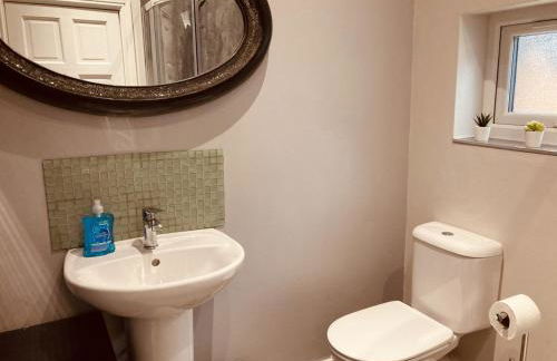 Stunning Stylish & Spacious Ground Floor Apartment, Kidderminster - Foto 20