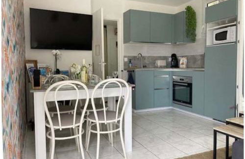 A 2 pas de la plage de la Vallières - Foto 4