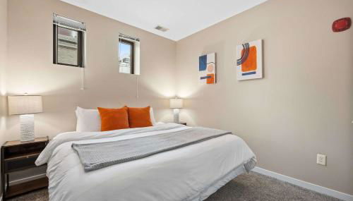NEW 3BR Stylish Downtown Apartment - Foto 5