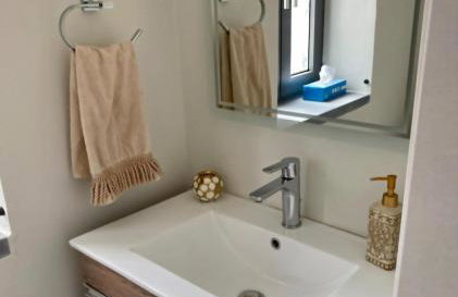 Venetian gem in neapolitan with private courtyard - Photo 22