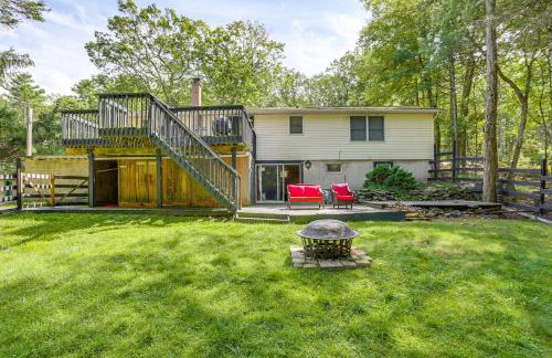 Walk to Mohican Lake: Catskills Getaway w/ Dock! - Foto 4