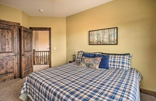 Modern Eagle Crest Escape with Patio and 2 Balconies! - Photo 30