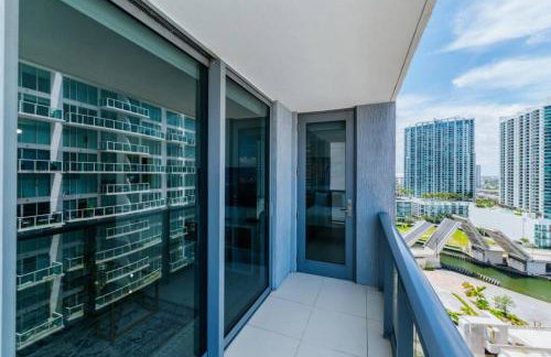 Exclusive, Amazing, Bright and Spacious at Brickell - Foto 22