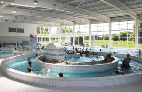 De 2 à 6 personnes - Le Street'Art - Sarrebourg Centre - Gare à 500m - A 20 minutes de Center Parc et Parc Animalier Sainte-Croix - Netflix - Wifi - Foto 15