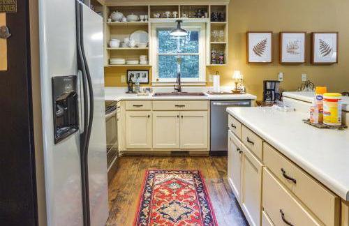 Dog-Friendly Dahlonega Home with Private Fire Pit! - Foto 6