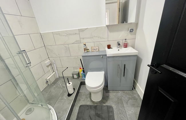 Newly Refurbished 1-bed Apartment in Croydon Se25 - Foto 15