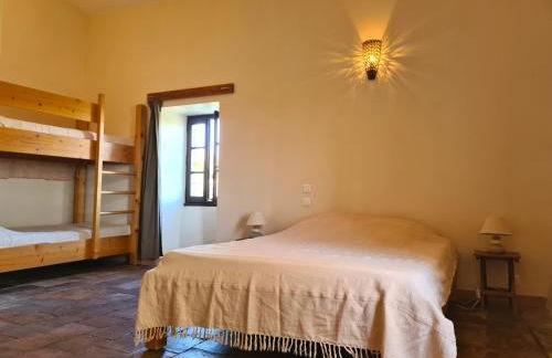 La Bastide de Peyremale, gîtes en Cévennes, piscine, tennis - Foto 30