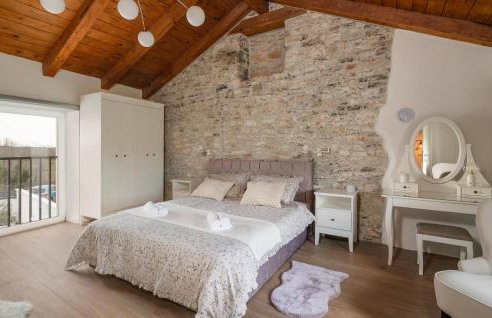 Lovely Home In Vidulini With Kitchen - Photo 11