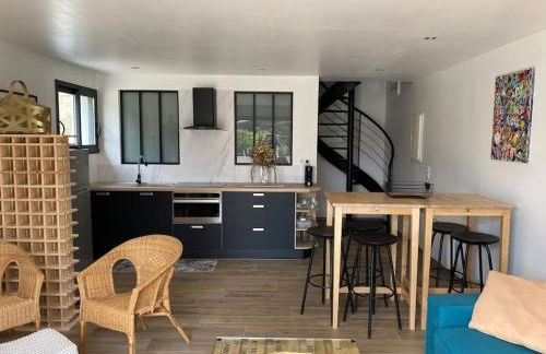 Maison avec ses 2 terrasses et sa piscine - Foto 4