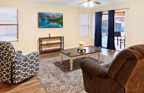 4Br Desert Resort Large Yard w Heated Pool - Foto 4