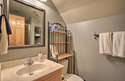 Country Cabin with Wraparound Deck and Views! - Foto 30