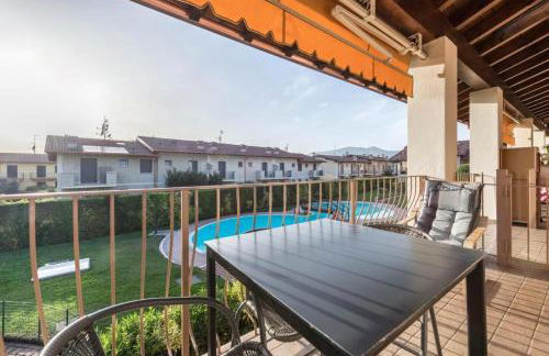 Acqua e Sole: Casa con Piscina e Area Solarium - Foto 3