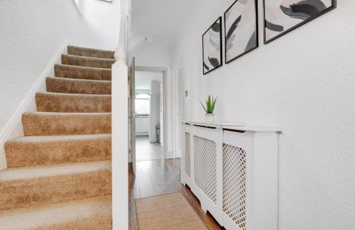 Elegant 3-Bedroom Manchester Retreat Free Parking KeenzChillz - Foto 56