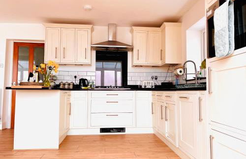 Gordy Hall -Sea facing Welsh cottage with stunning views - Photo 49