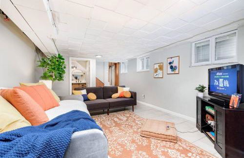 Cozy Family Cottage - Historic Top of The Hill - Foto 23