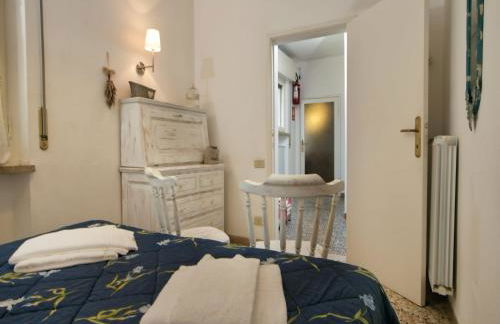 Huge Holiday Home in Marina di Castagneto Carducci near Sea - Foto 76