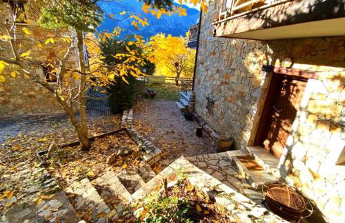 Pinecone Lodge, Eptalofos Wellness Garden Chalet - Foto 43