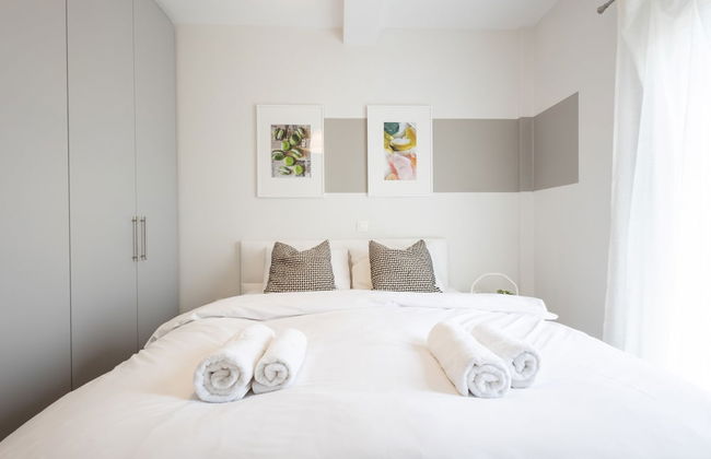 Beachfront 2-bedroom Stay in Voula - Photo 31