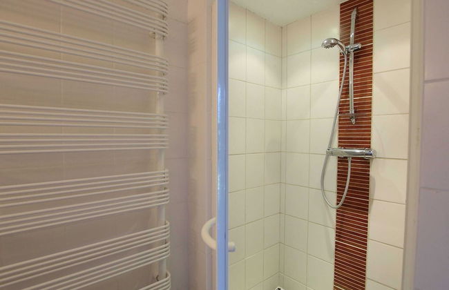 Riverside Mansion Retreat - Foto 16