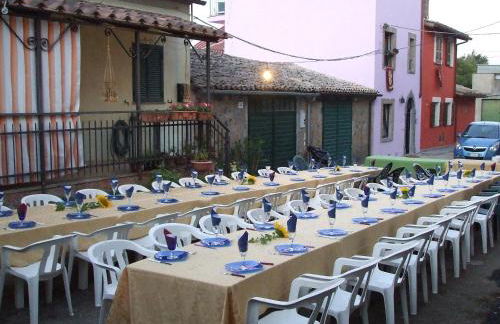 Blue House Near Bagnoregio-overlooking the Umbrian Mountains and Tiber Valley - Foto 95