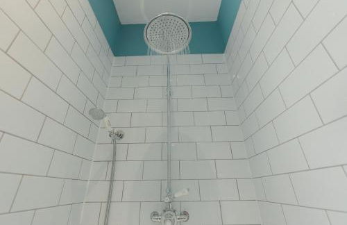 The Jodrell Luxury Suites - Photo 35