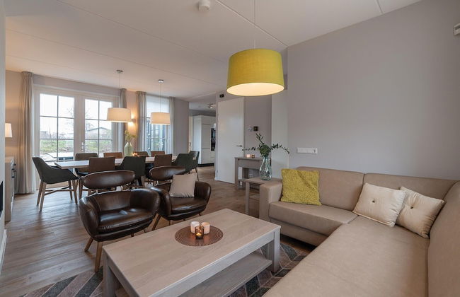 Beautiful Holiday Home With a Whirlpool - Photo 16