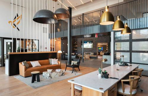 Poolside Luxury 1BR w Private Patio - Photo 39