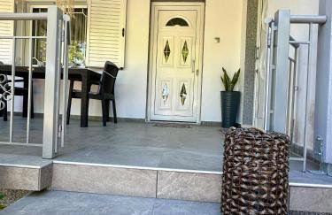 Sandi's House - Foto 3