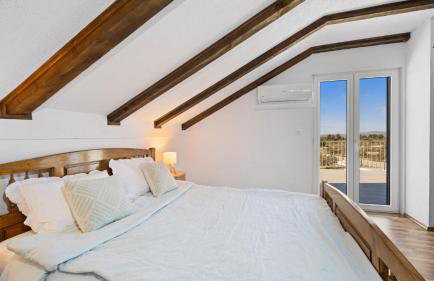 Villa MilaMar by Villas Guide - Photo 25