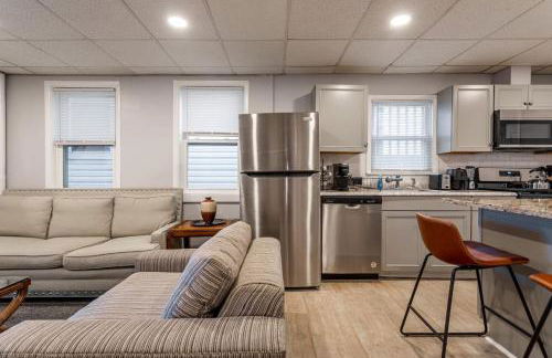Updated 3BR 2BA Apartment Near NYC Airport - Foto 16