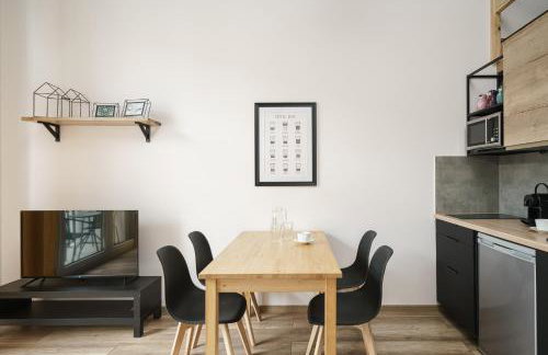 Sleep & Fly & Stay I Comfort Apartament - Foto 14