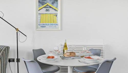 10 At The Beach, Torcross - Foto 3