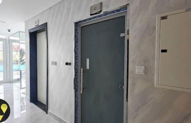 Vogue Elegance at Pearlz near Metro - Foto 2