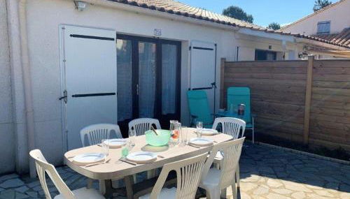 La Palmyre - PETITE VILLA MITOYENNE -PISCINE COLLECTIVE- PROCHE CENTRE - Foto 2