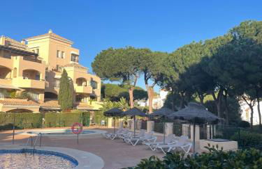 Hacienda Elviria 2 Bedroom Spacious Apartment - Photo 12