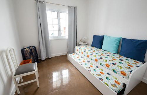 Seaside Azores Villa with natural pool, terrace & barbecue - Photo 9