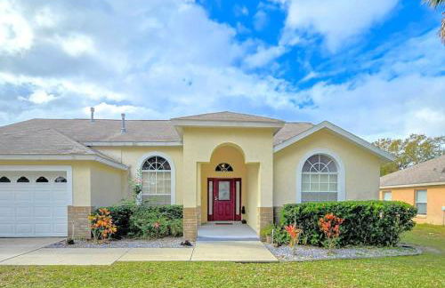 Joyful and Bright 4 Bedroom 3 Bathroom Pool Home - Foto 1