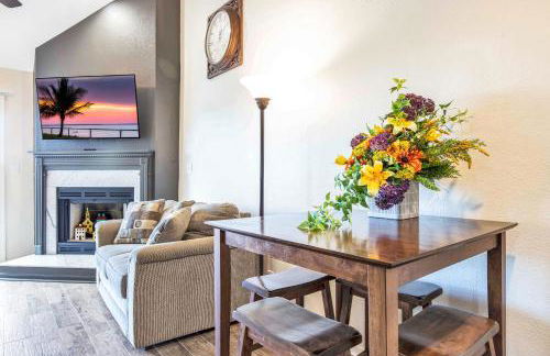 Amazing Views from Balcony, Loft & Gated Pool - Foto 3