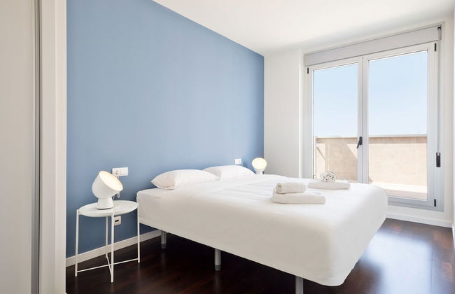 Olala Port Forum Apartments - Photo 6