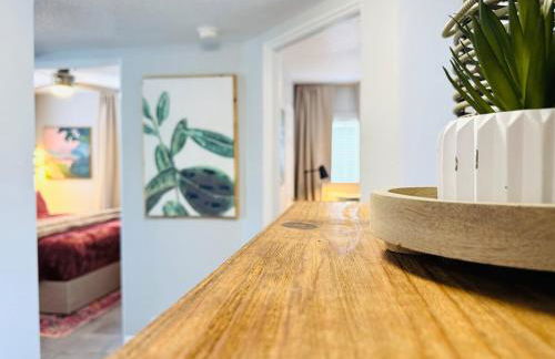 3BR Oasis DT ORL, Full Kitchen & Fenced Yard! - Foto 23