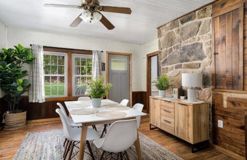 Woodland cabin w hot tub & fire pit - Foto 8