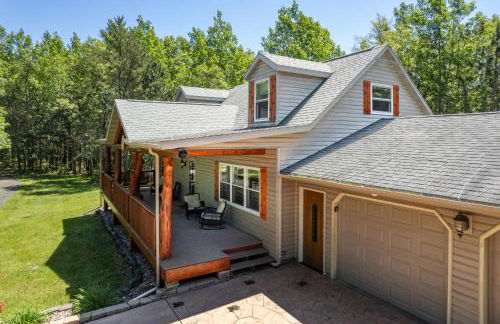 Dog-friendly 6-acre 5BR 3BA home, game room, deck, Wisconsin Dells 10min - Foto 41