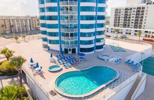 Escape 2 The Beach Daytona Beach FL 2BR 2B as seen on Youtube - Foto 9