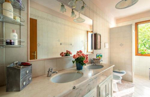 Quiet Location with Private Garden - Foto 9