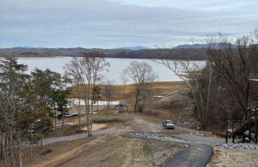 Exclusive Lakefront Retreat on Douglas Lake - Photo 56