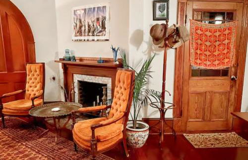 Downtown Historic Victorian Charmer Sleeps 7 - Foto 6