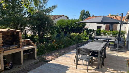 Maison classée 4 étoiles à Chéray - Foto 2, Garden, Garden view