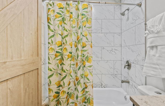 Stylish Studio Downtown Evonify - Foto 12