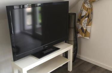 The Tree House - Photo 8