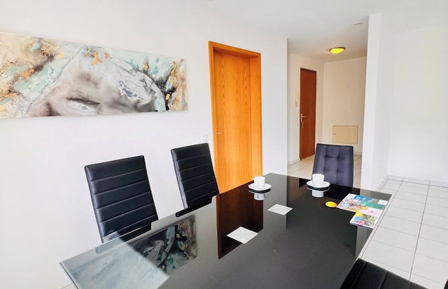 Enchanting View of Lake Maggiore & Mountains - Photo 11